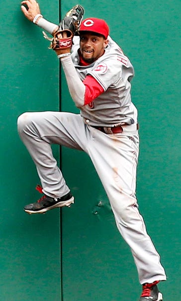 Hamilton eyeing unexpected Gold Glove